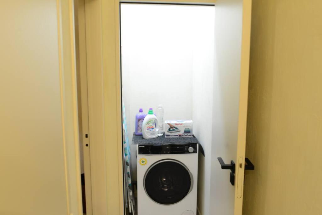 Downtown 2 Bdr Apartment ***** 3 Антверпен Екстериор снимка