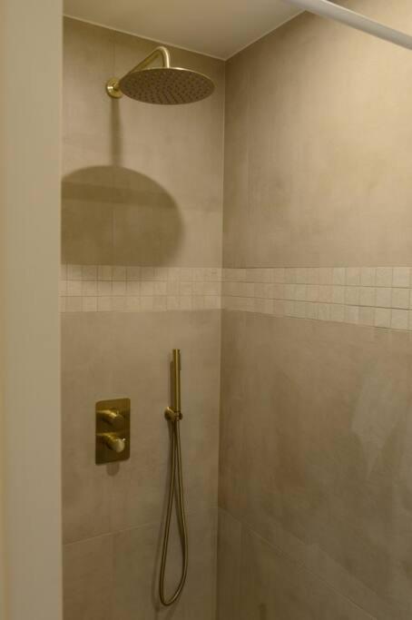Downtown 2 Bdr Apartment ***** 3 Антверпен Екстериор снимка