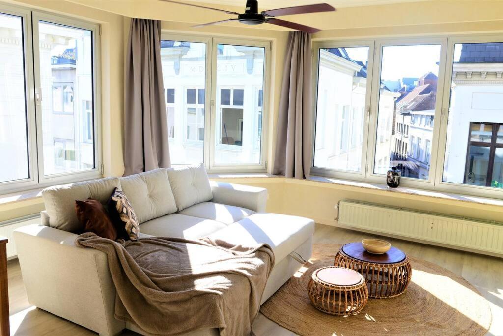 Downtown 2 Bdr Apartment ***** 3 Антверпен Екстериор снимка